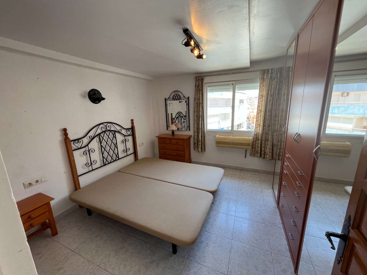 PISO 3 DORMITORIOS AVENIDA ANTONIO TORE TORE